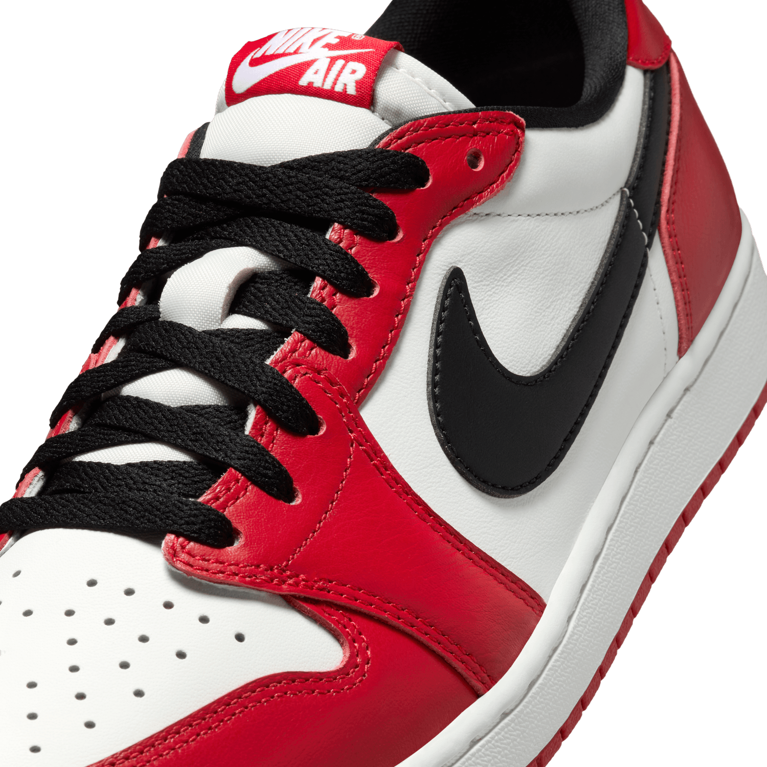 Air Jordan 1 Low Retro 'Chicago'
