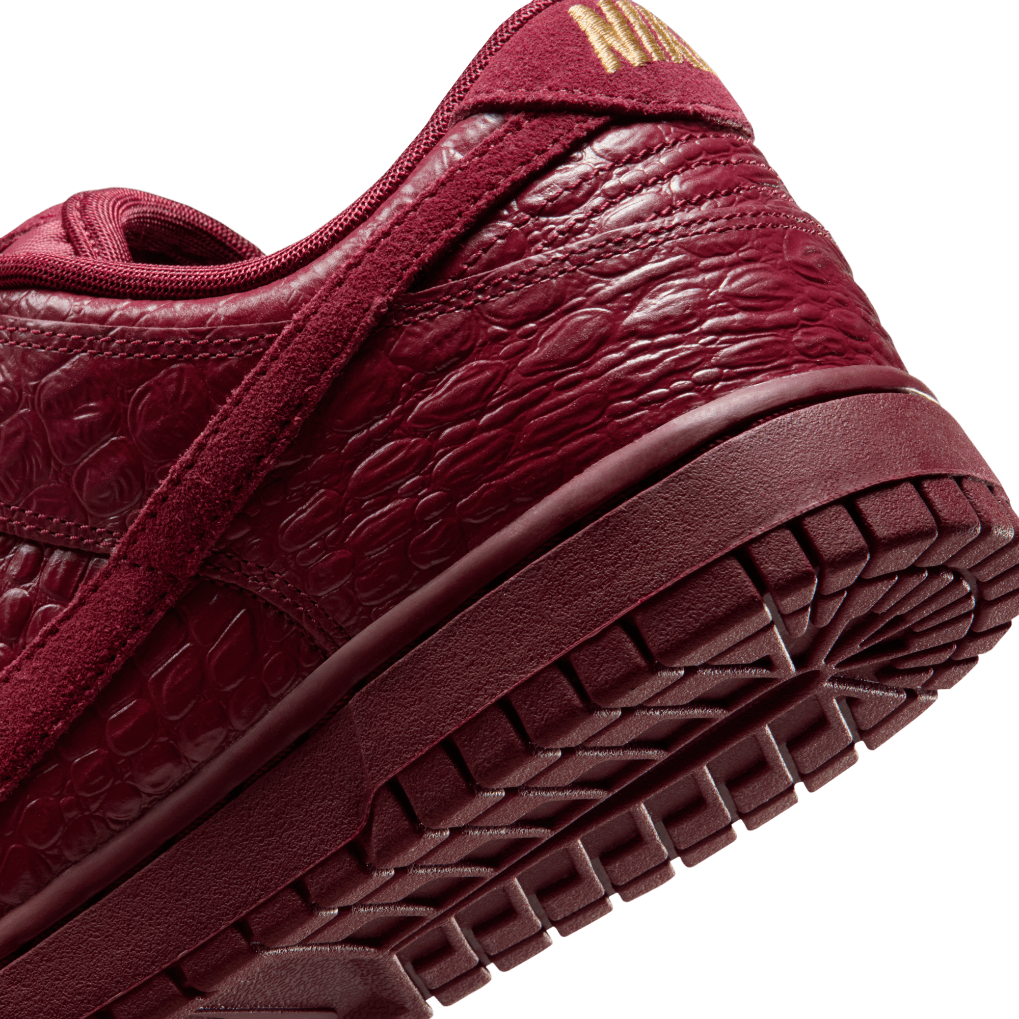 Wmns Dunk Low 'Crocs Team Red'