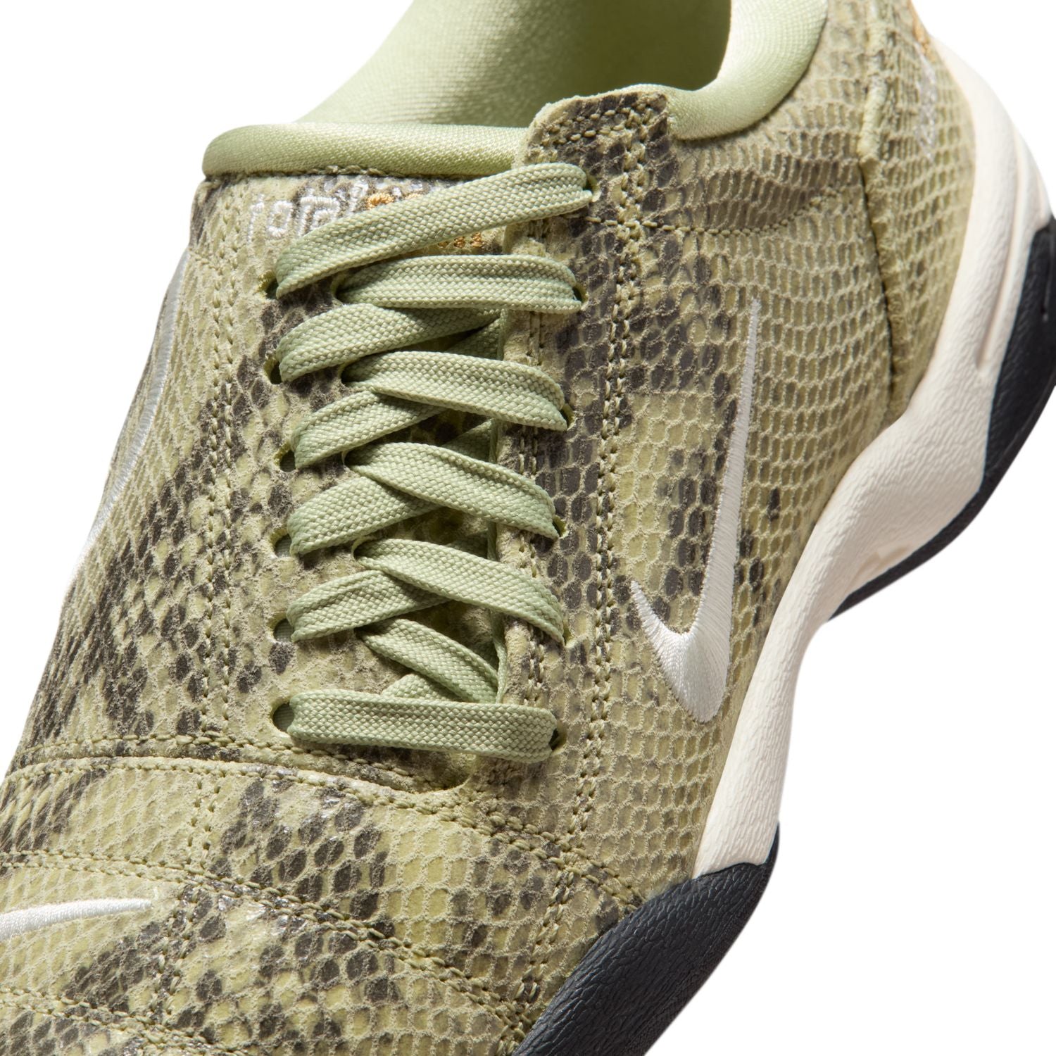 Wmns T90 SE 'Olive Aura'