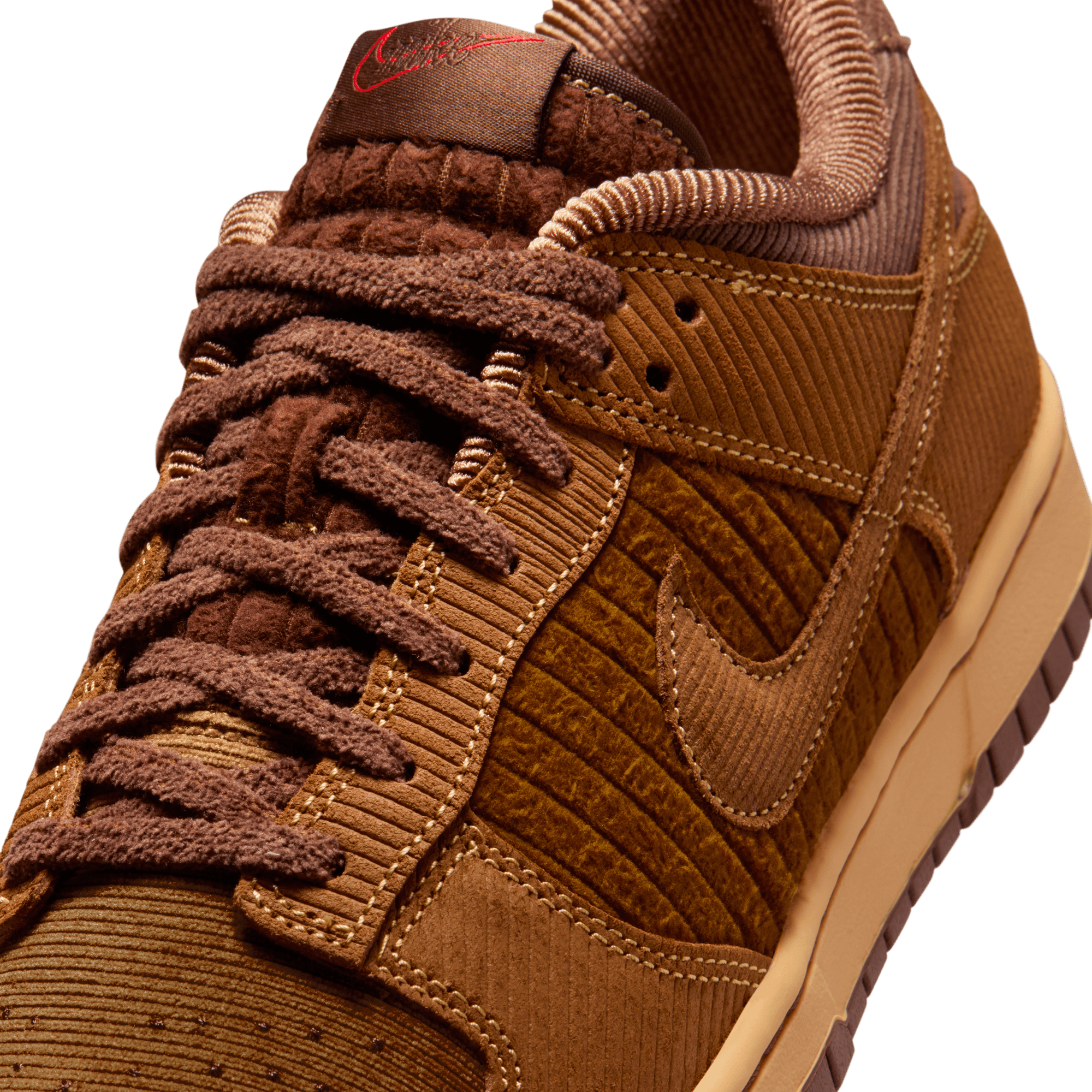 Dunk Low Retro Premium 'Light British Tan'