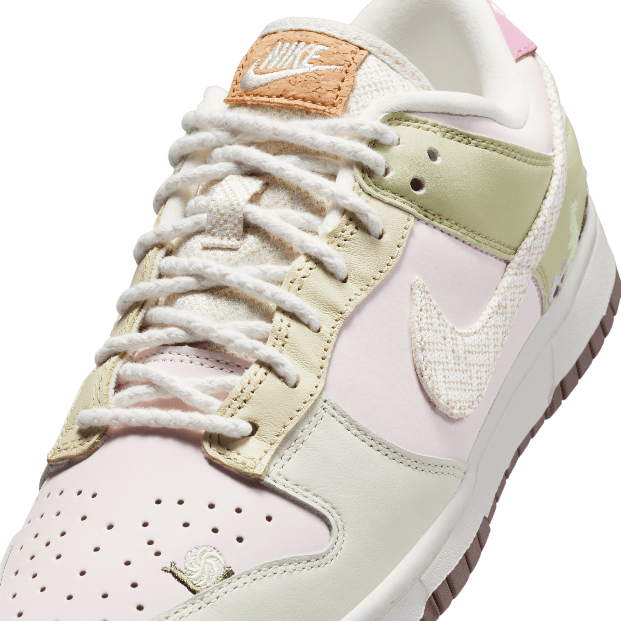 Wmns Dunk Low LX 'Mushroom'