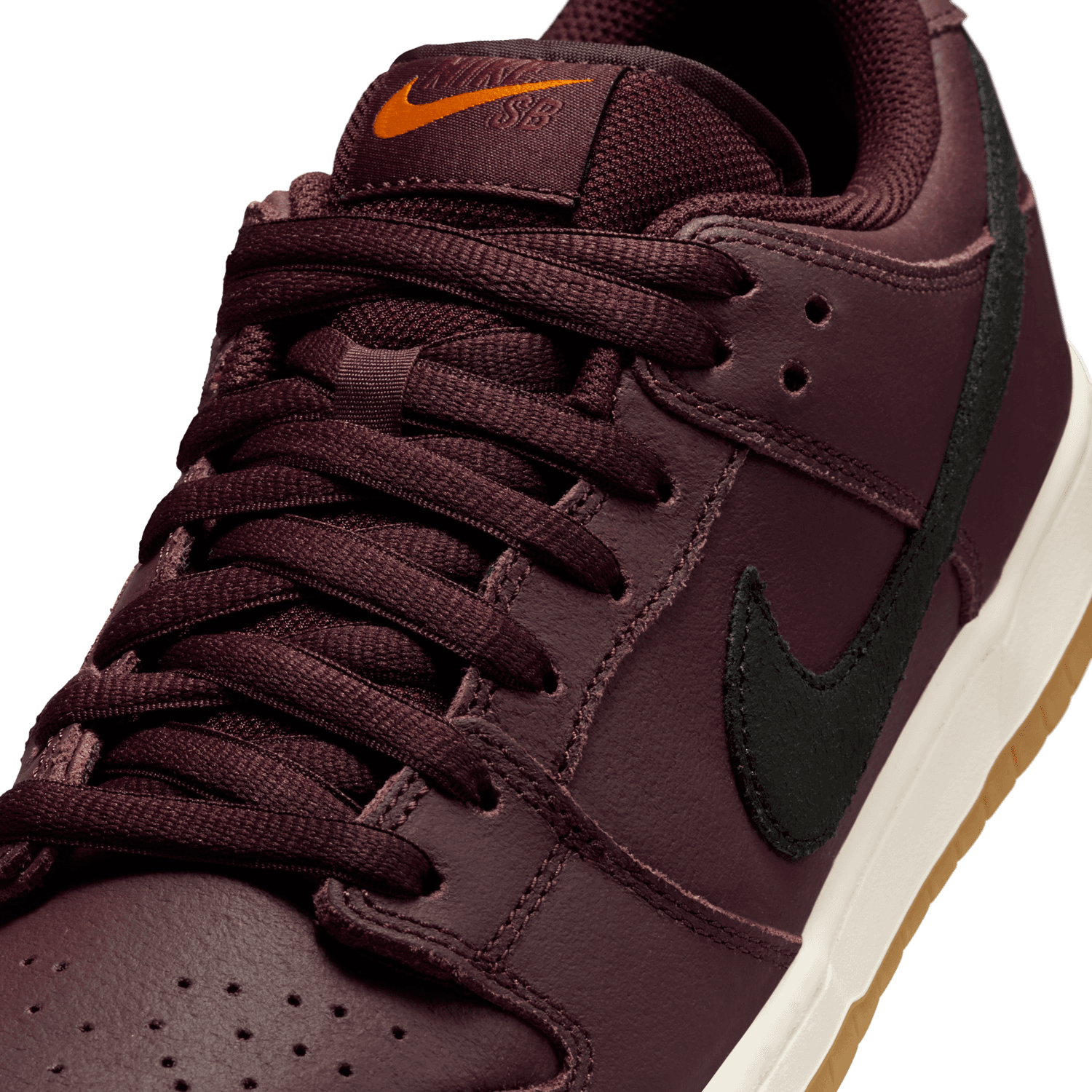 SB Dunk Low Pro ISO 'Burgundy Crush'