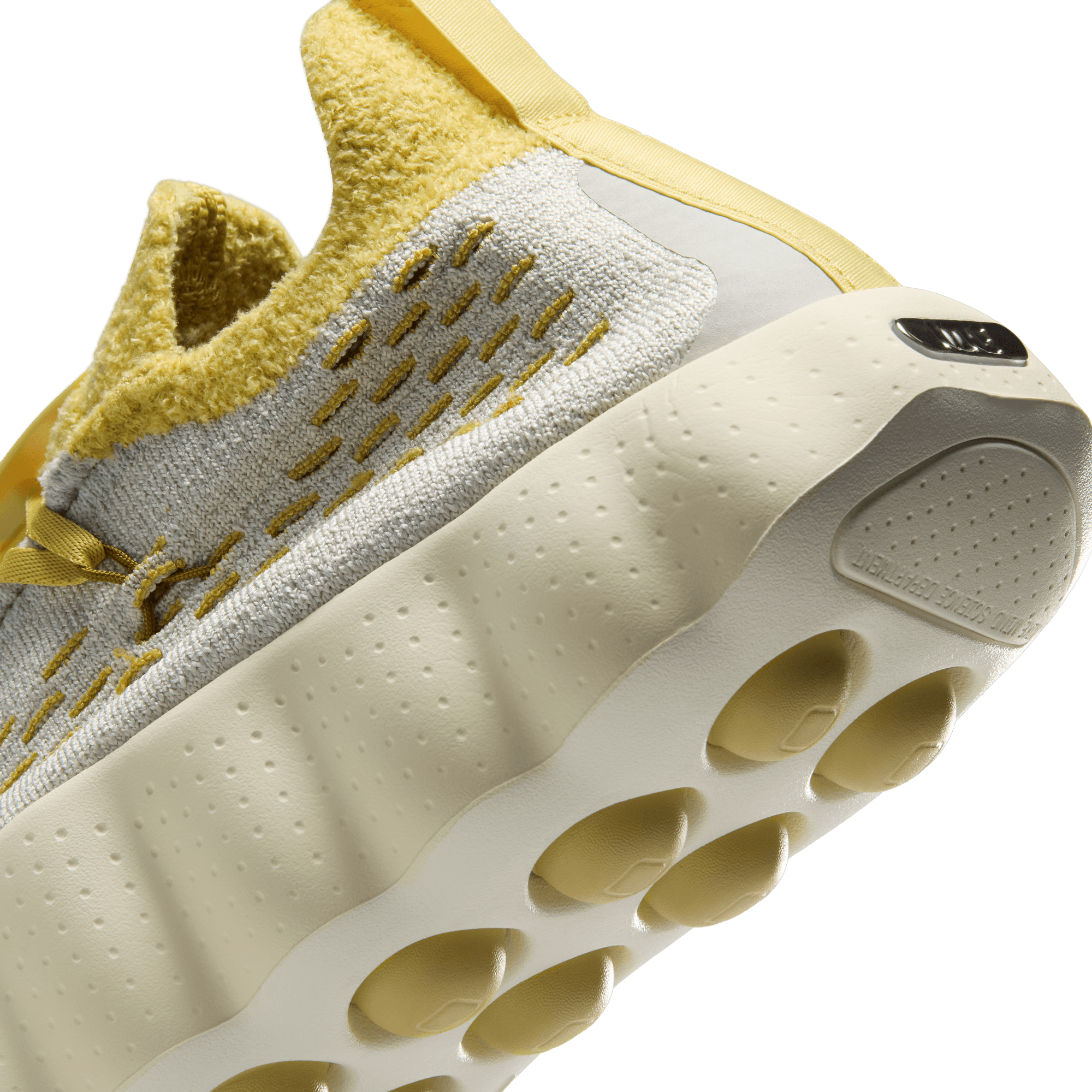 Mind 002 Flyknit 'Light Bone Saturn Gold'