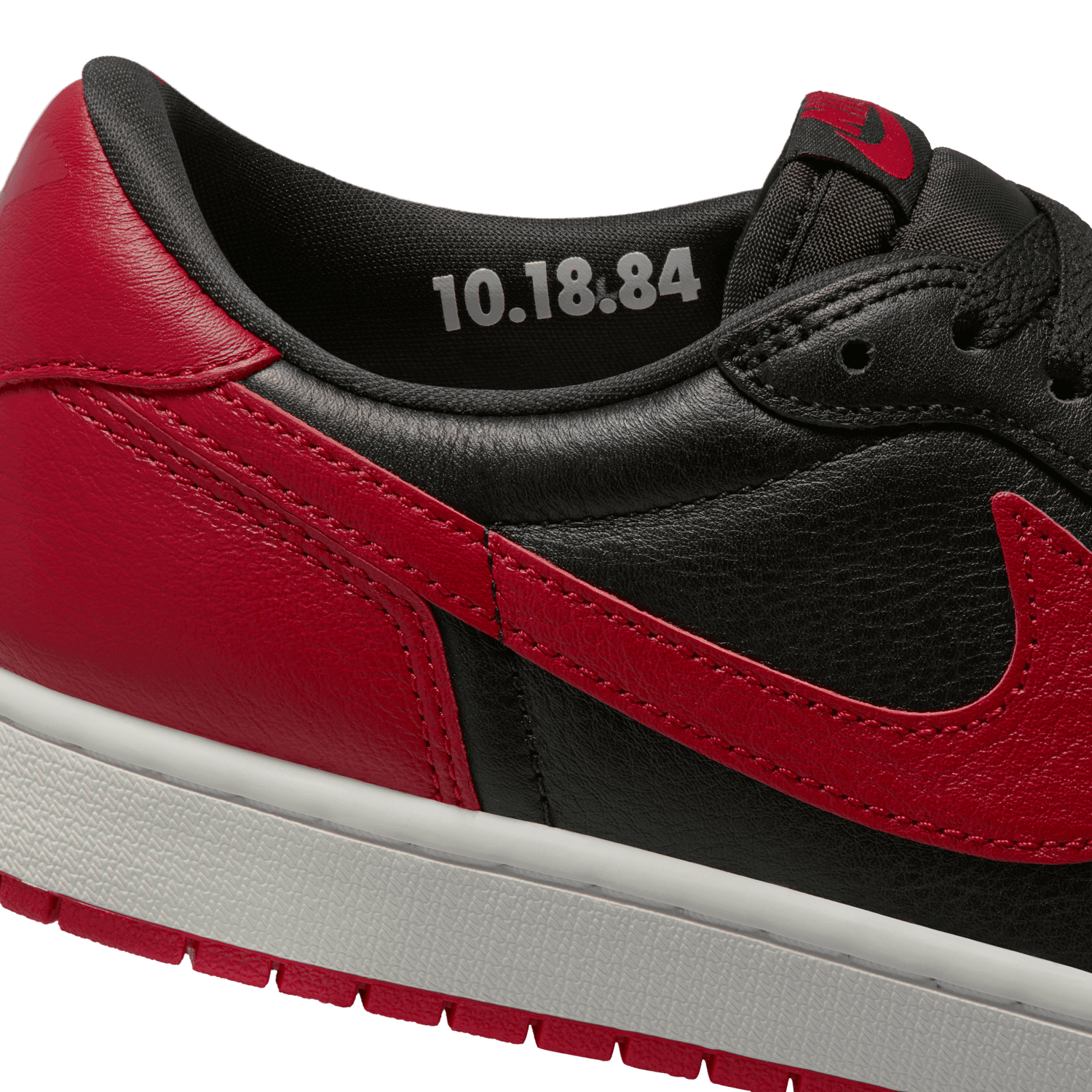 Air Jordan 1 Retro Low OG 'Banned'