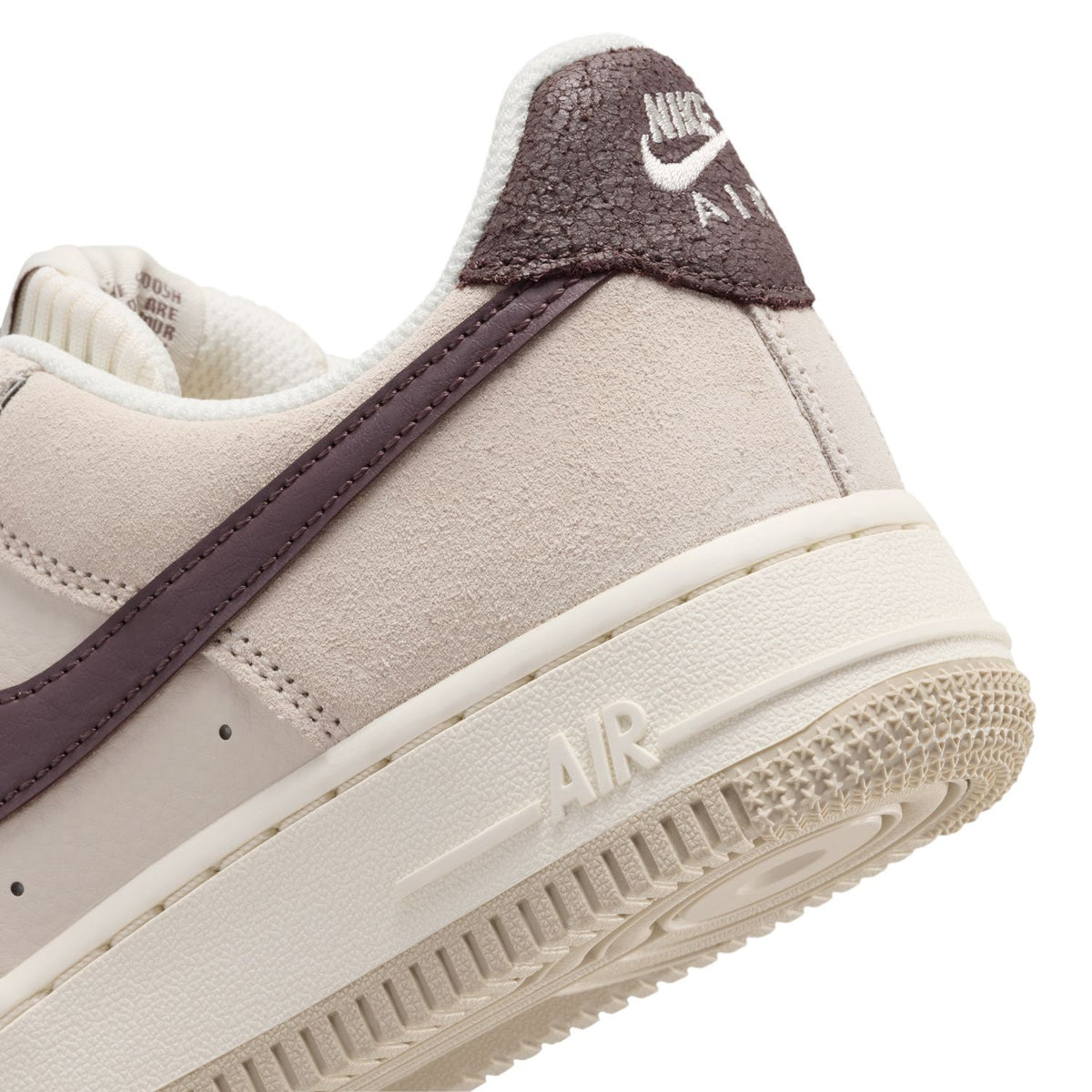 Wmns Air Force 1 '07 'Light Orewood Brown'