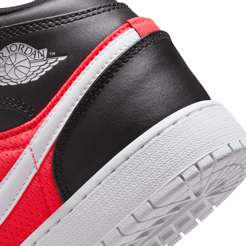 Jordan 1 mid black top infrared
