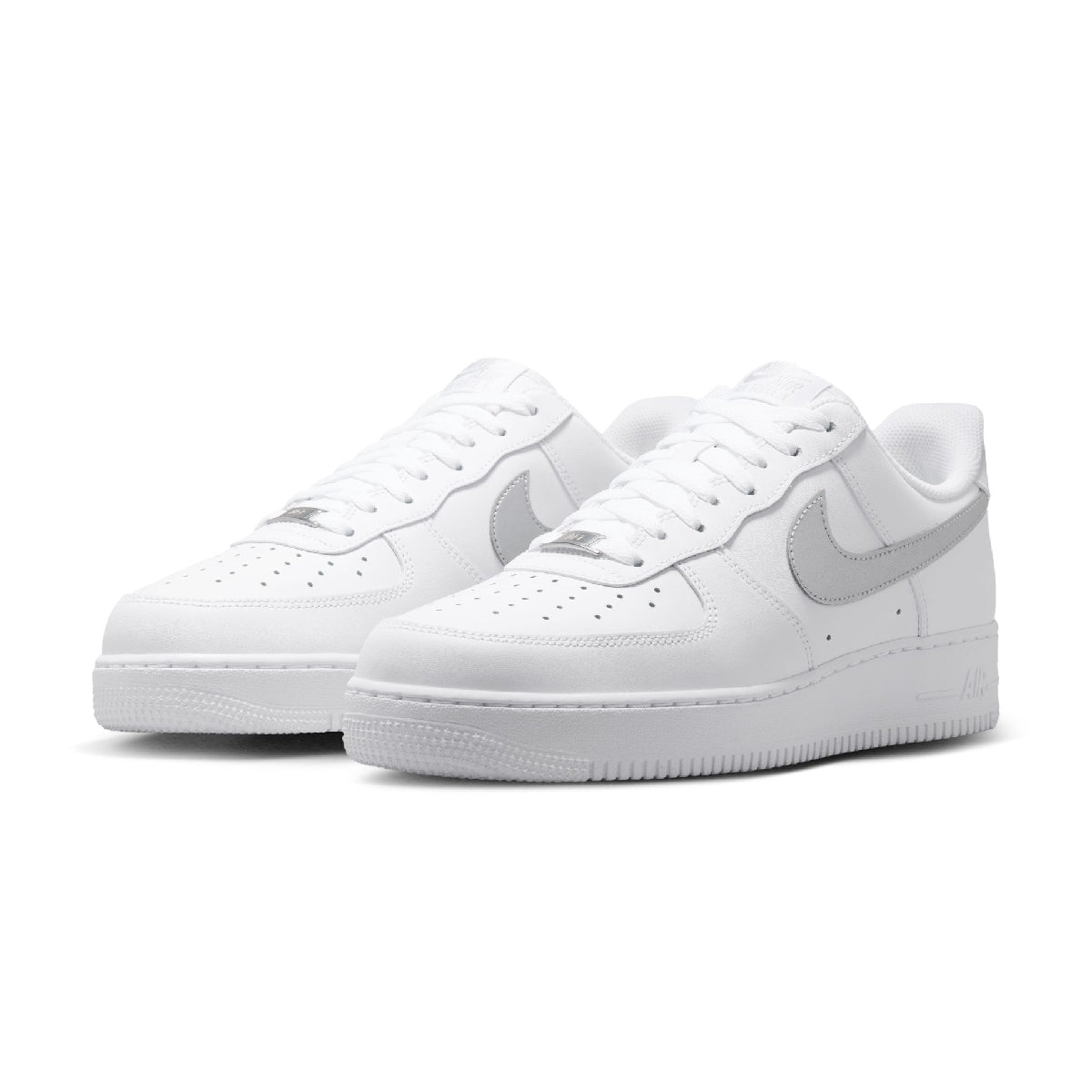 Air Force 1 '07 'White Metallic Silver'
