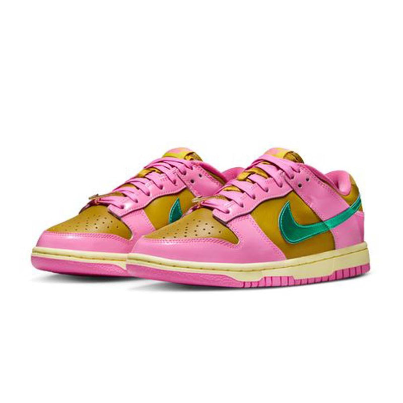 wanted nike sb dunks low az