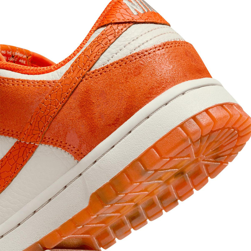 Footwear Nike Dunk Low WMNS “Cracked Orange” (FN7773-001)