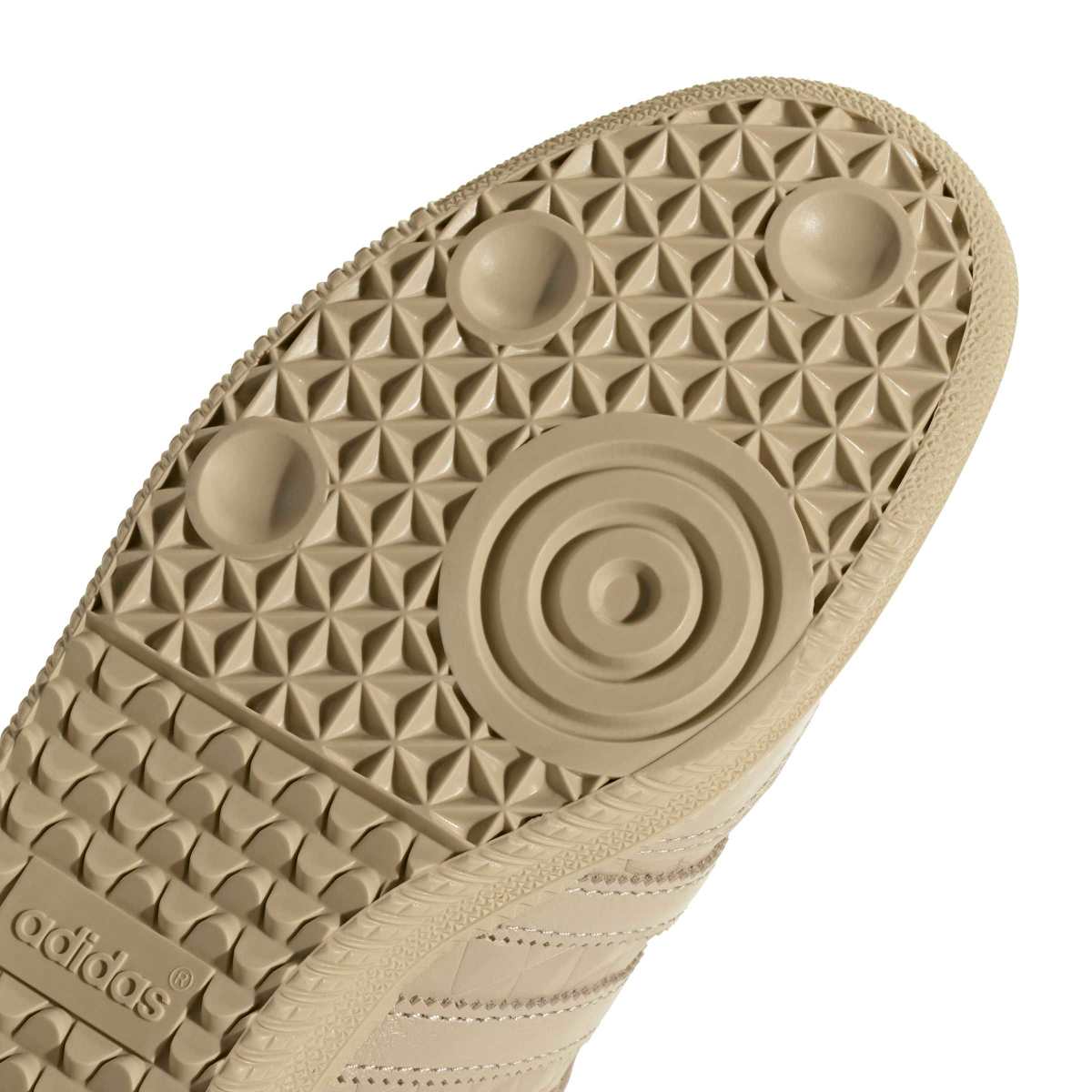 + Mercedes-Benz Samba OG 'Magic Beige'