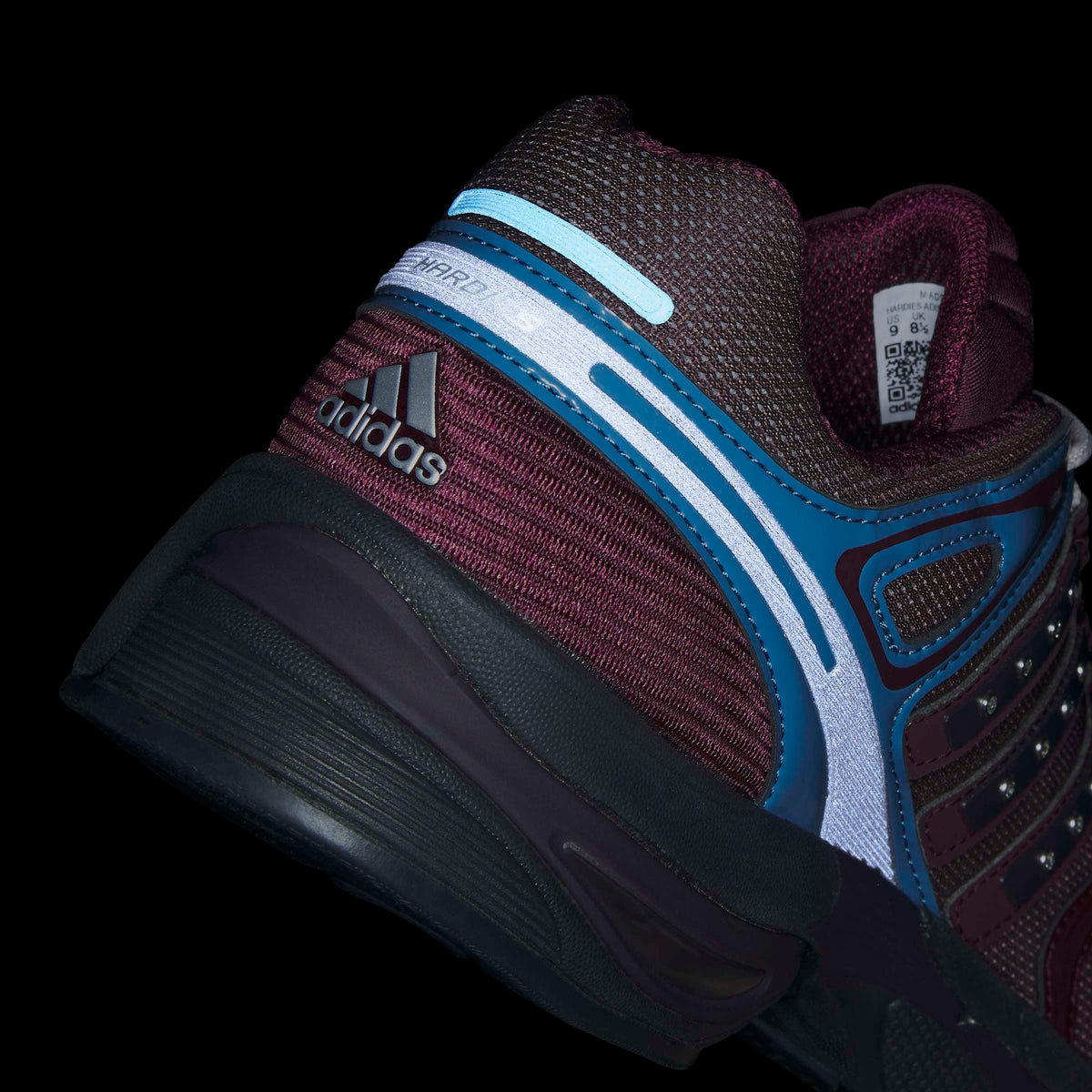 + Hardies Adistar Control 5 'Aurora Ruby'
