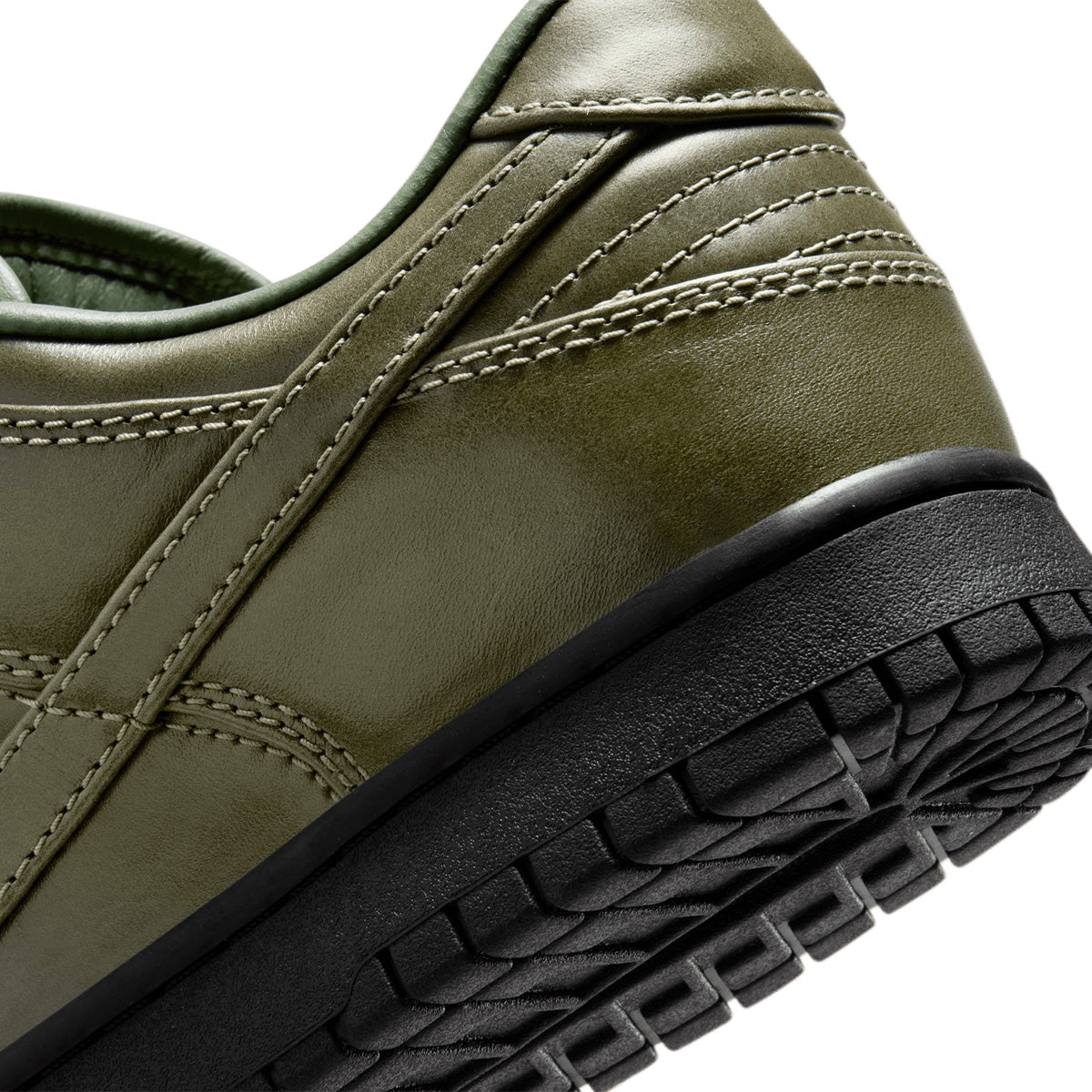 Dunk Low Retro Premium 'Army Olive'