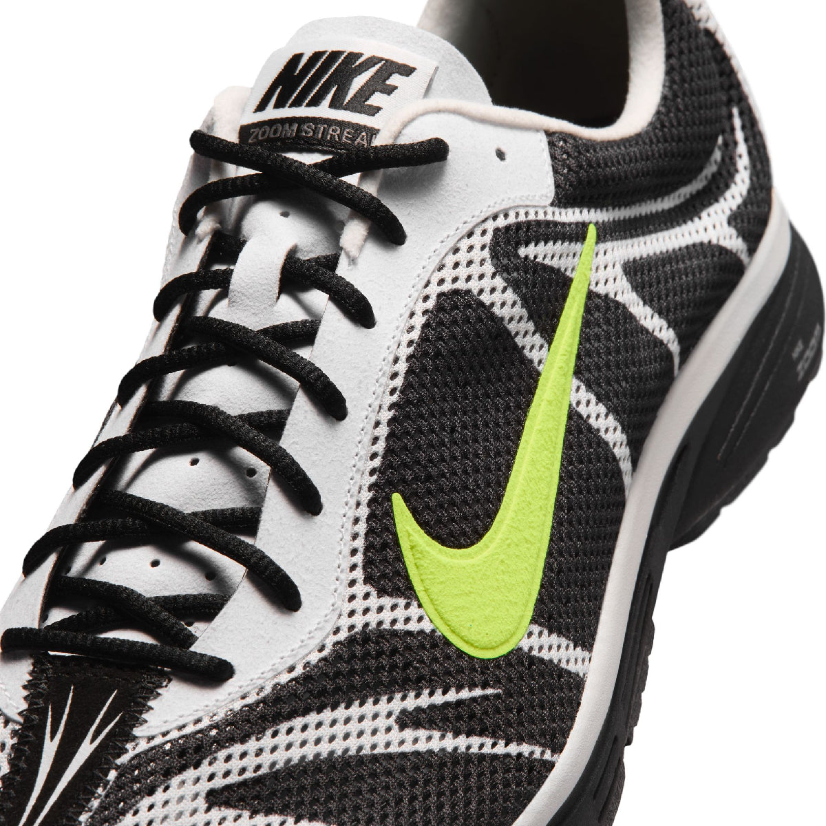 Zoom Streak 3 'Black Volt Summit White'