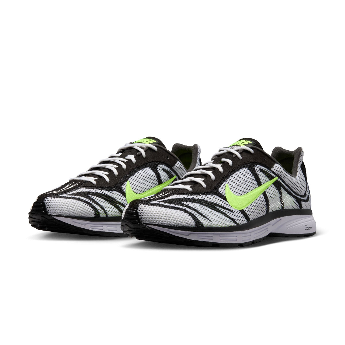 Zoom Streak 3 'White Volt Flat Black'