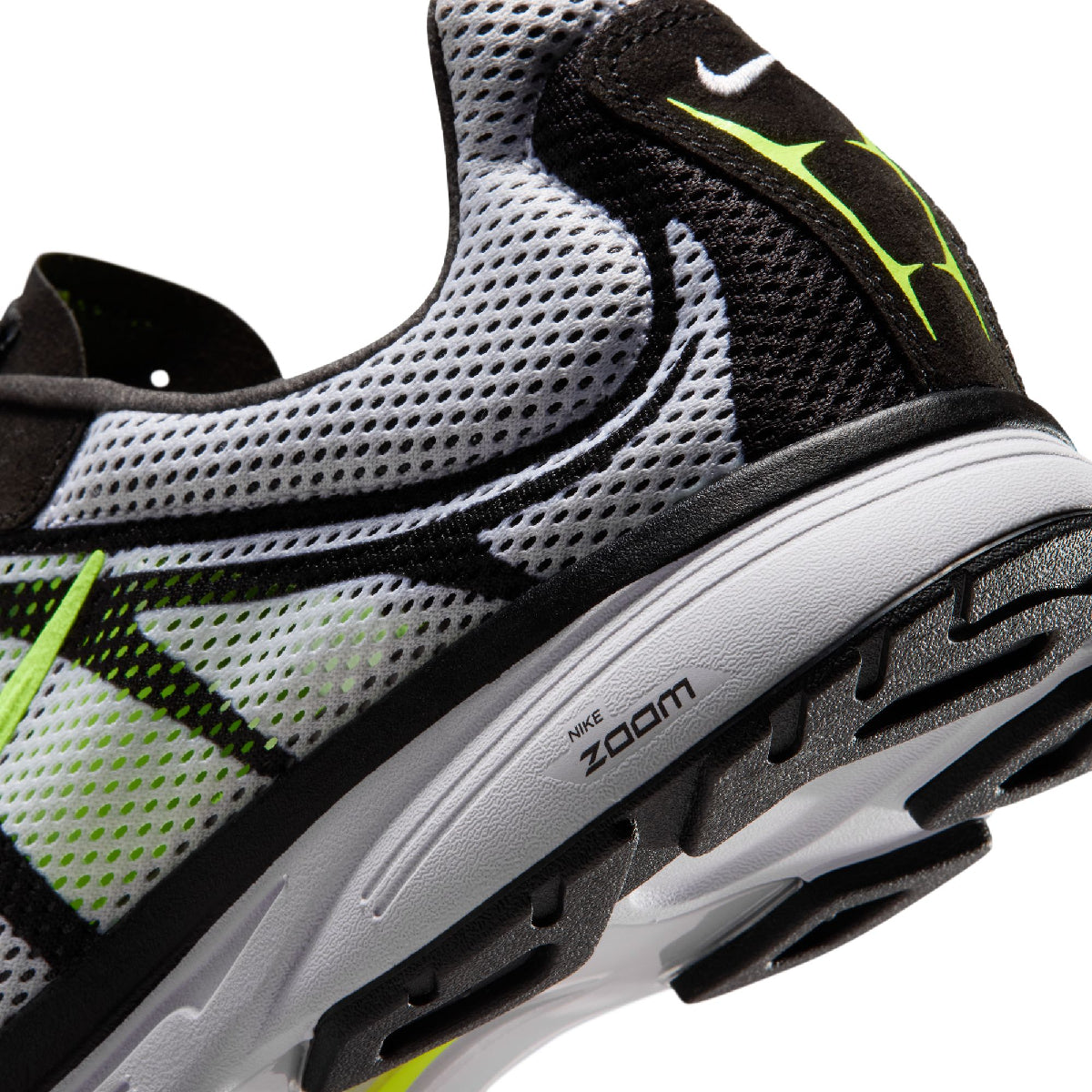 Zoom Streak 3 'White Volt Flat Black'