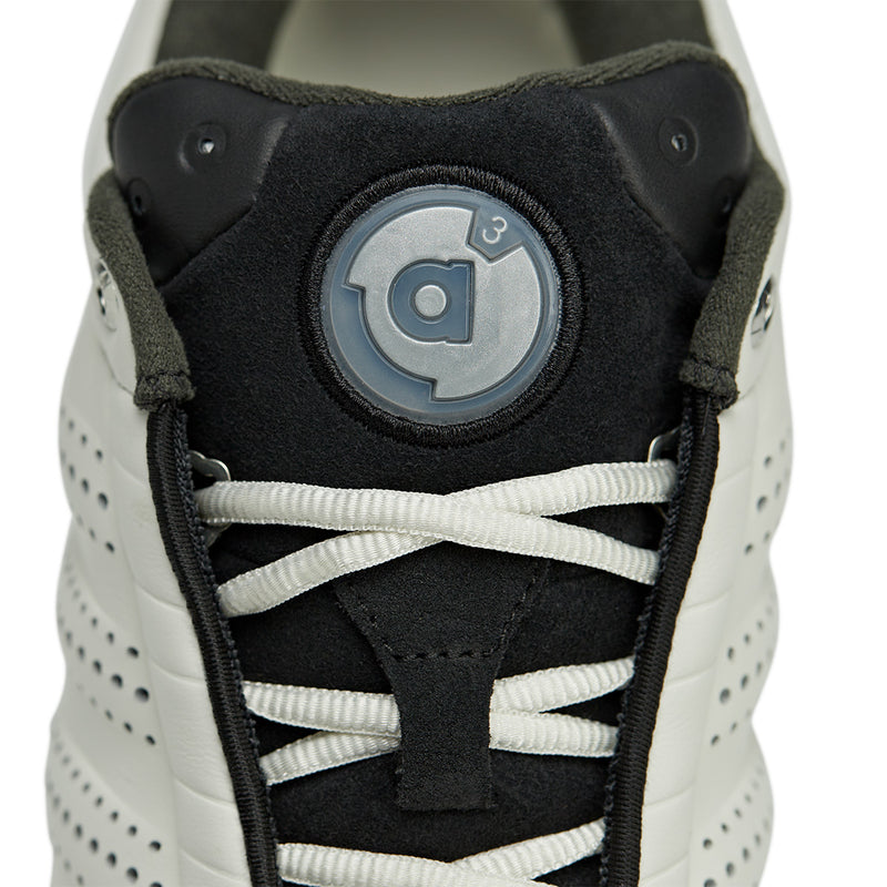 A3 Control 'Core White Black'