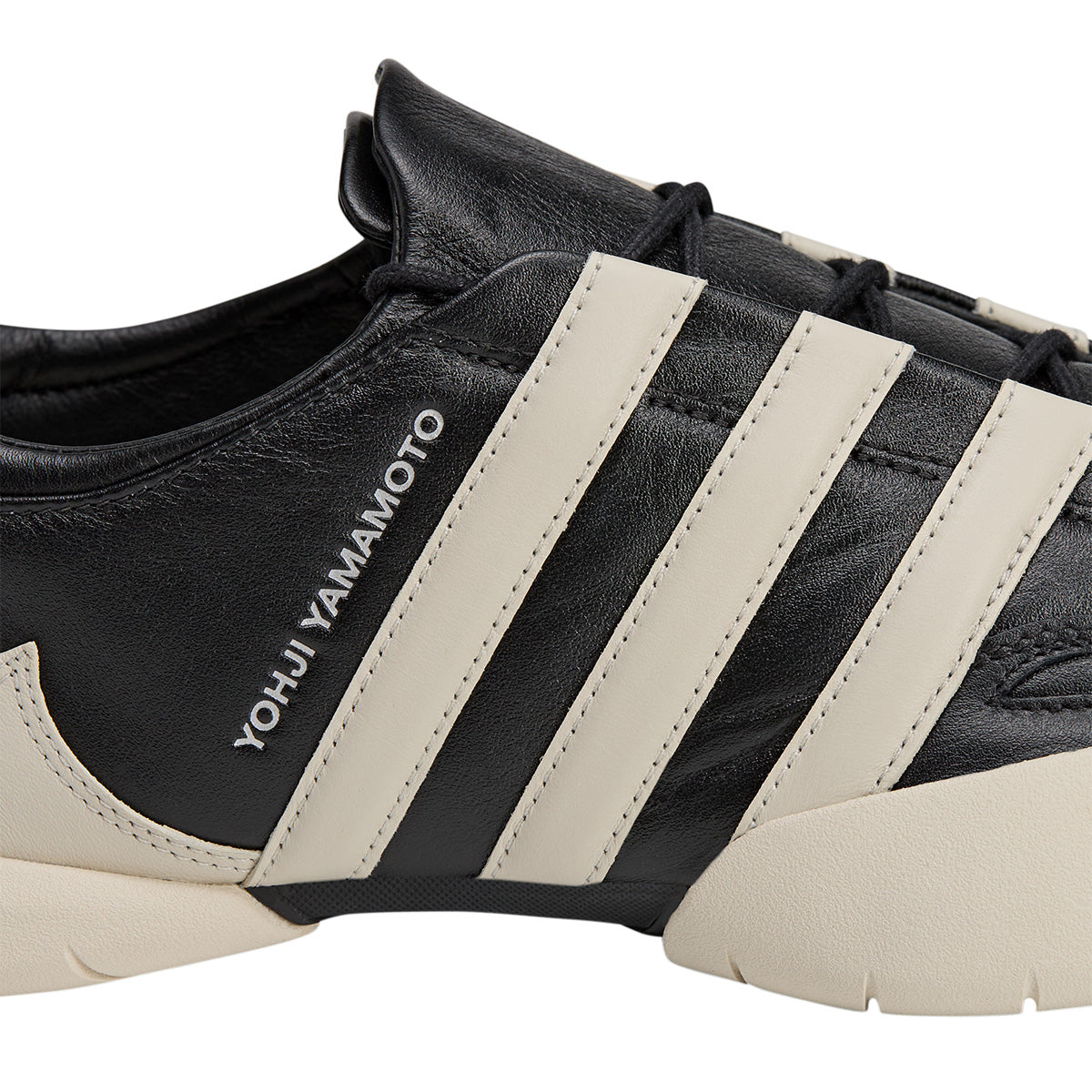 Regu 2002 'Black Alumina'
