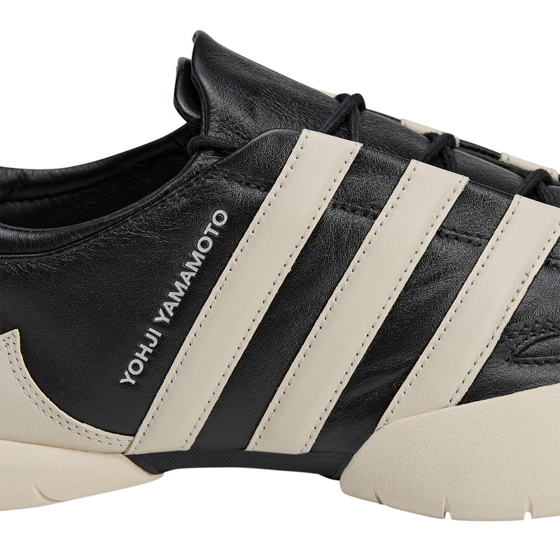 Regu 2002 'Black Alumina'
