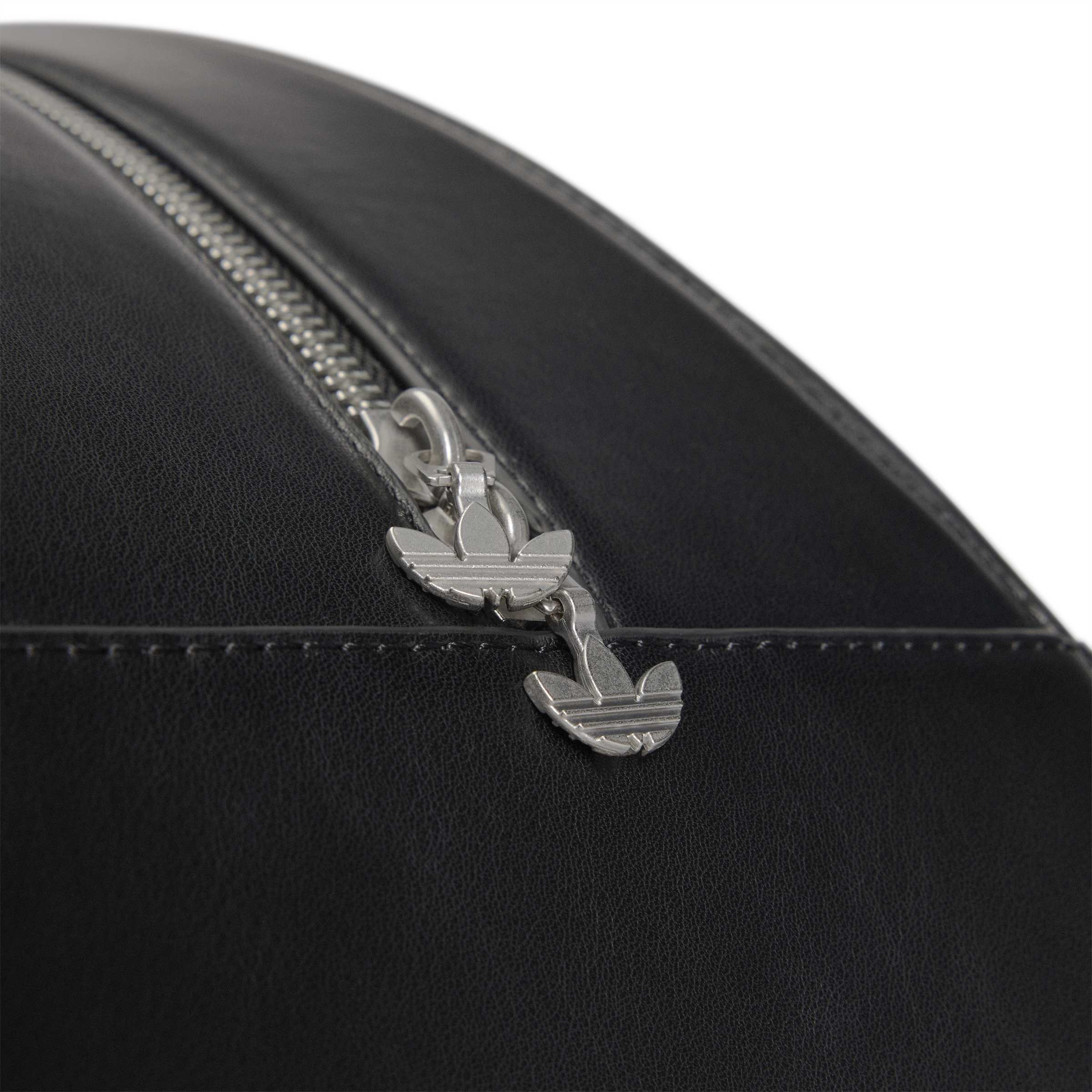 + AVAVAV Sculpted Bag 'Black'