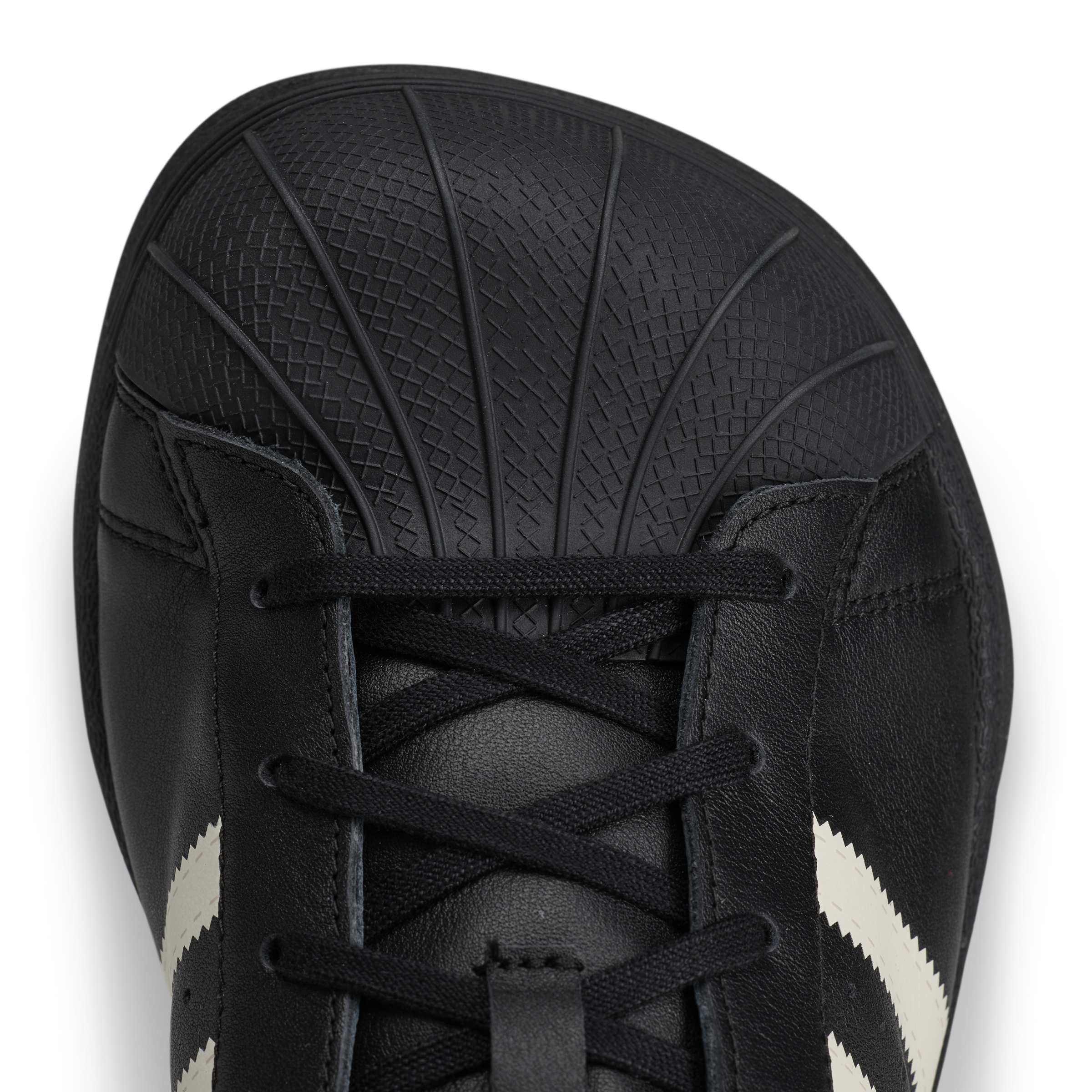 + Avavav Wmns Superstar 'Core Black'