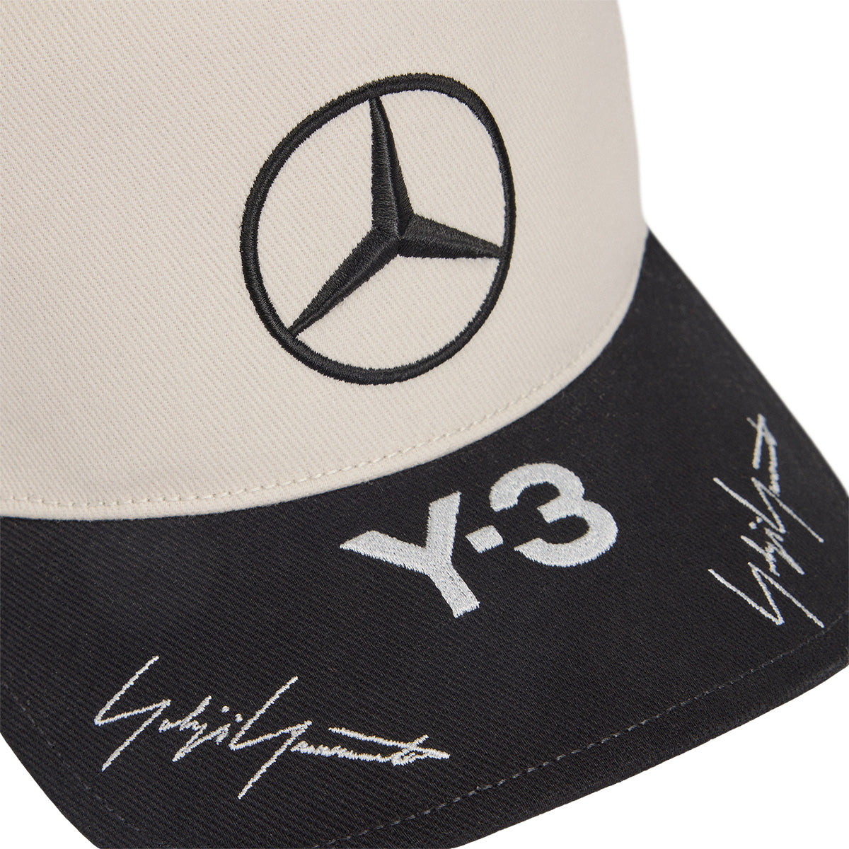 + Mercedes-AMG PETRONAS F1 Team Race Cap 'Talc'