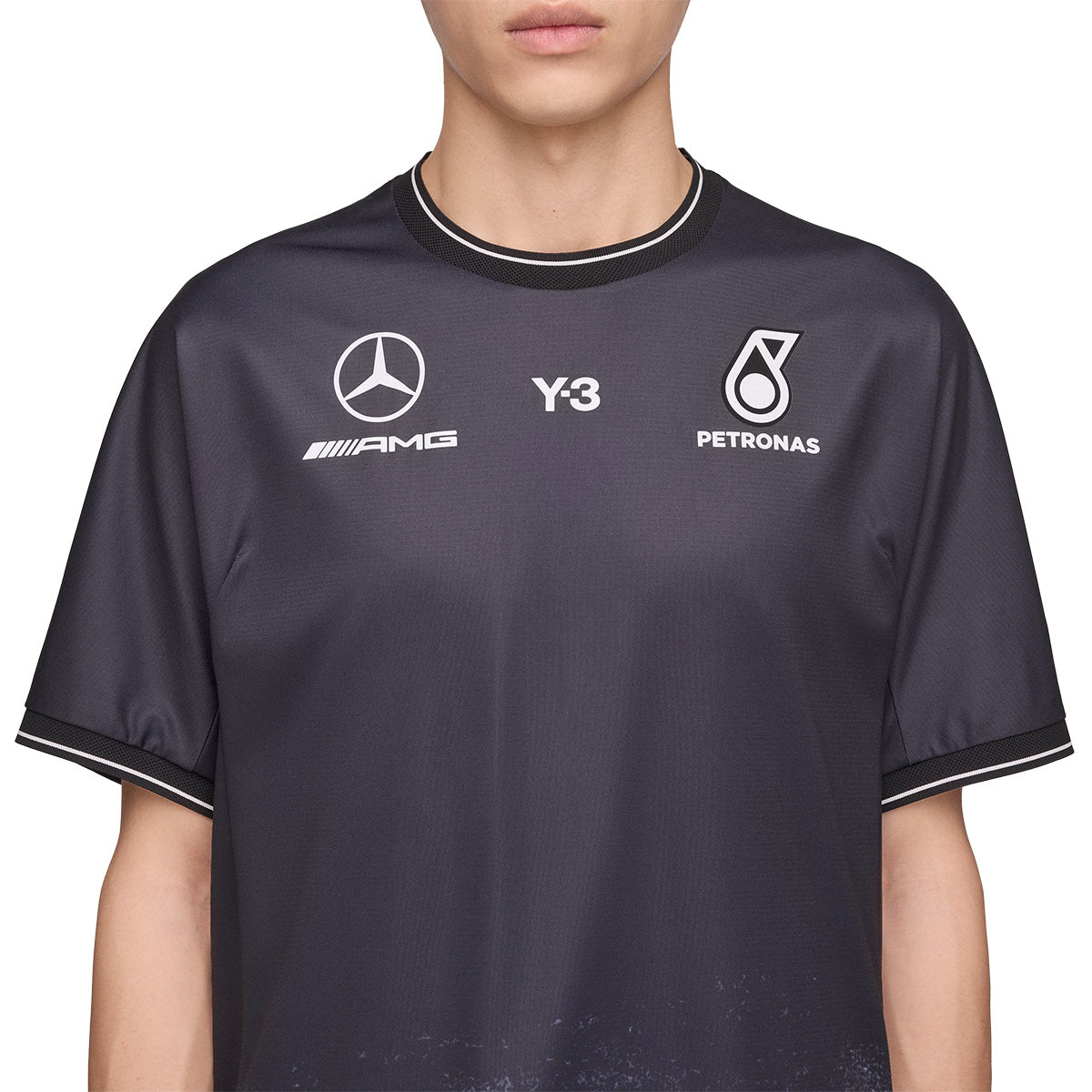 + Mercedes-AMG PETRONAS F1 Team Mechincs Jersey 'Black'