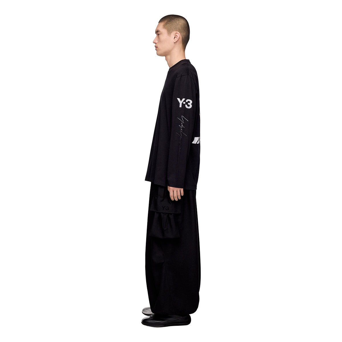 + Mercedes-AMG PETRONAS F1 Team Chaos L/S Tee 'Black'