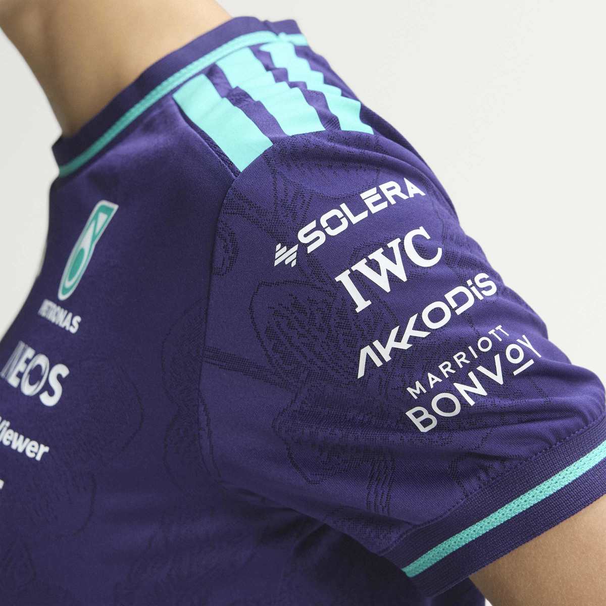 + Mercedes-AMG Petronas F1 Team Vanda Bloom Wmns Driver Jersey 'Dark Purple'