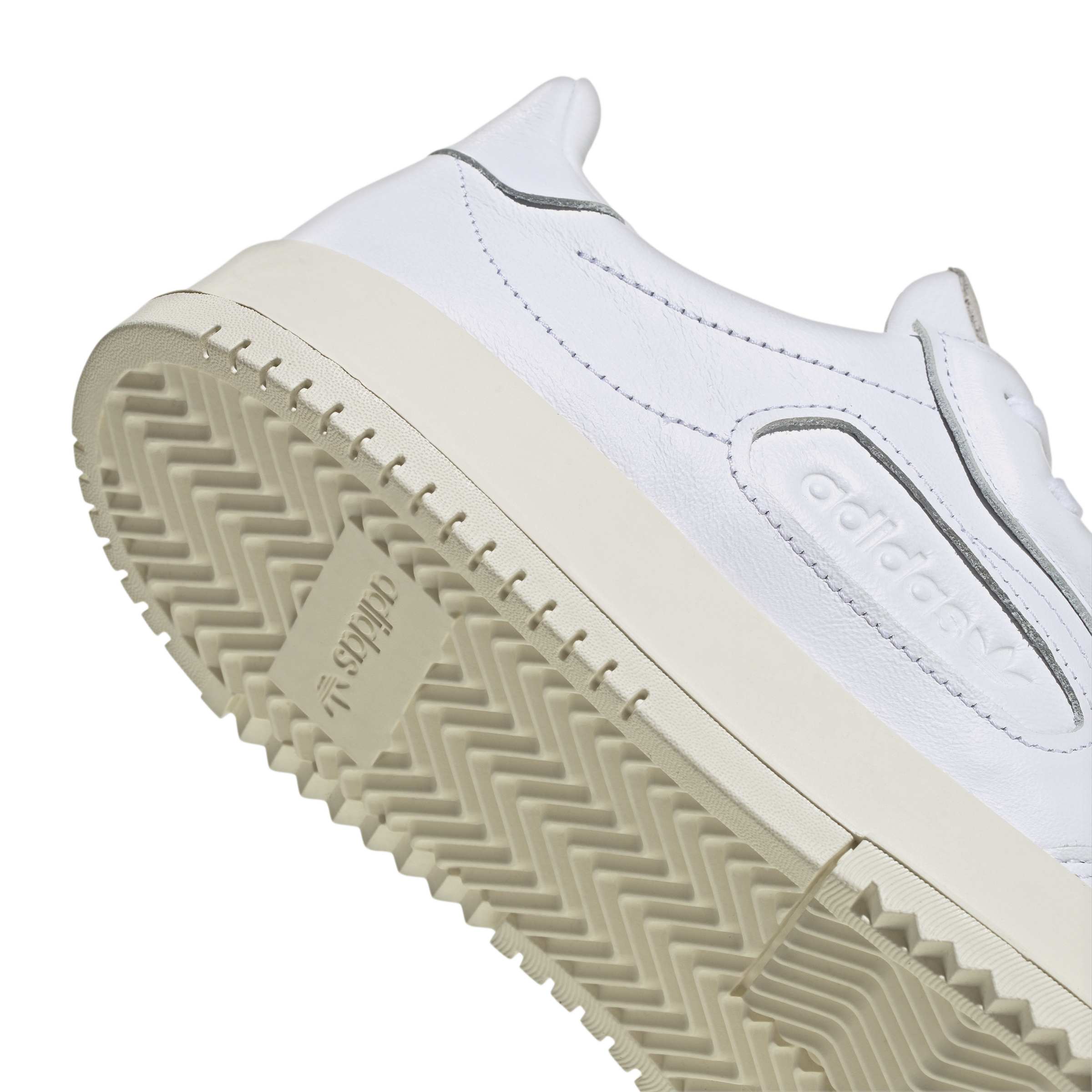 SC Premiere 'Cloud White Power Green'