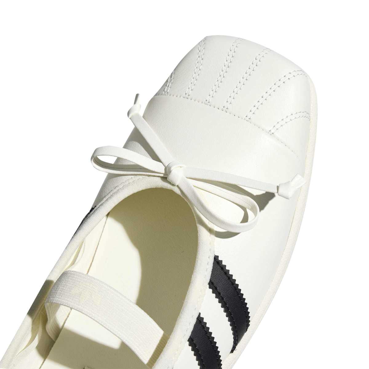 + Jennie Wmns Superstar SQ Ballet 'Off White'