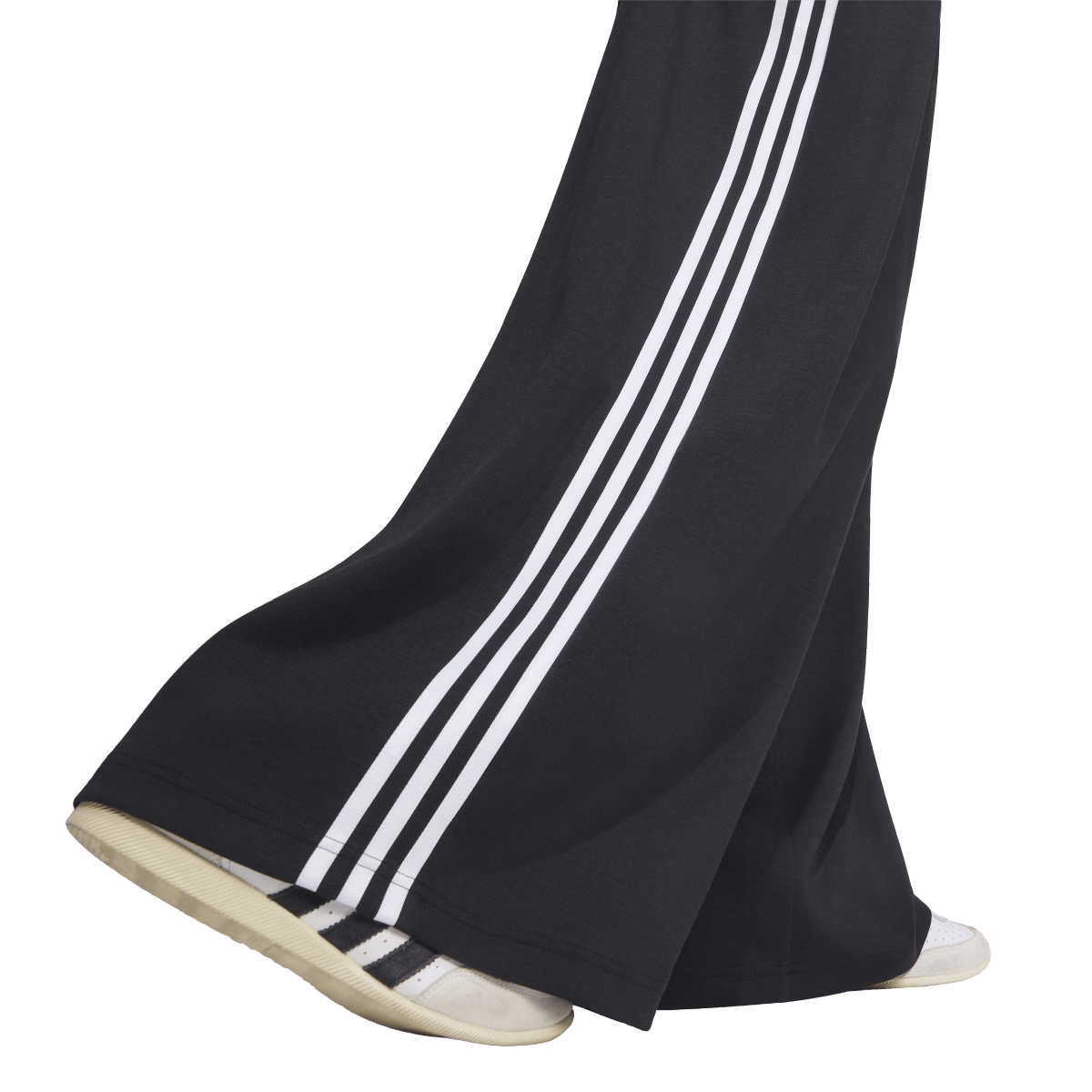 + Jennie Pleated Track Pants 'Black'