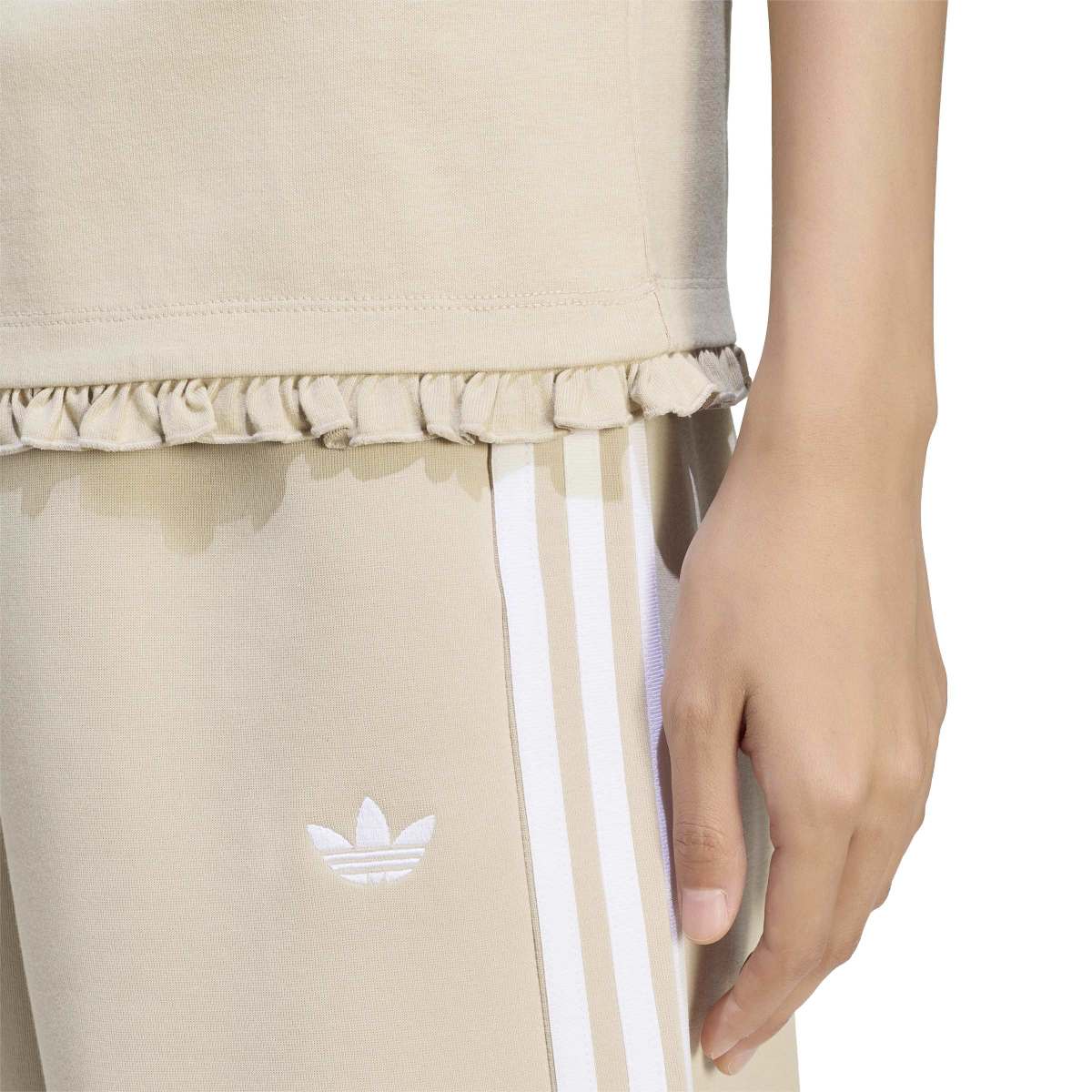 Pleated 3s Tee 'Khaki Three'