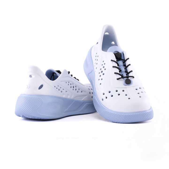 Aero 'Cloud Blue'