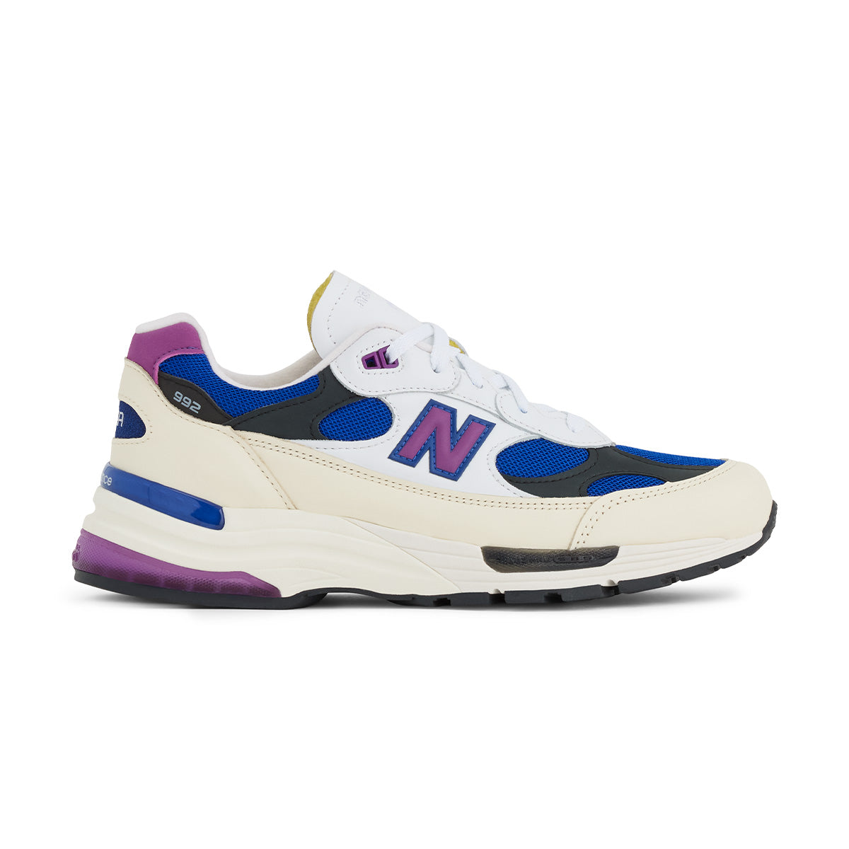 in USA 992 'White Team Royal'