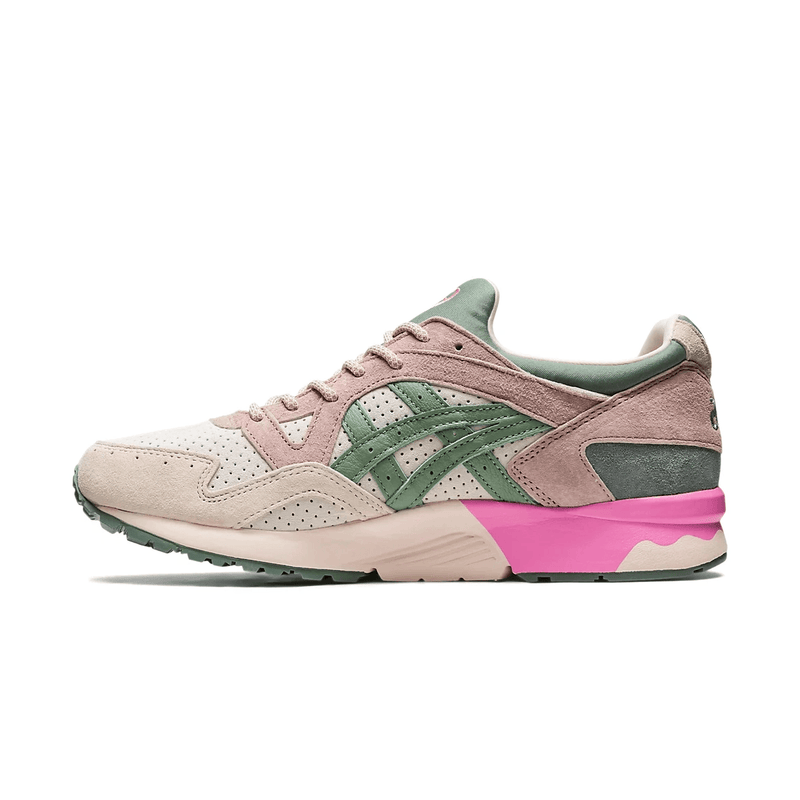 Asics gel lyte v 2025 grey red