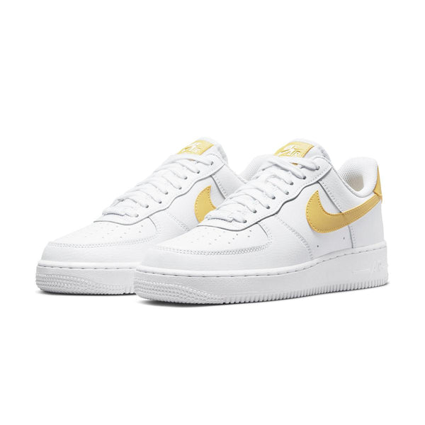 Wmns Air Force 1 '07 'White Saturn Gold'
