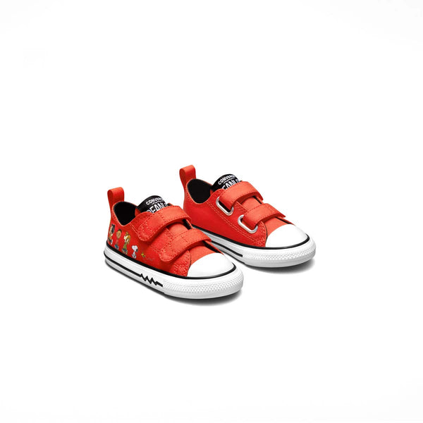 + Peanuts Kid's Chuck Taylor All Star 2V