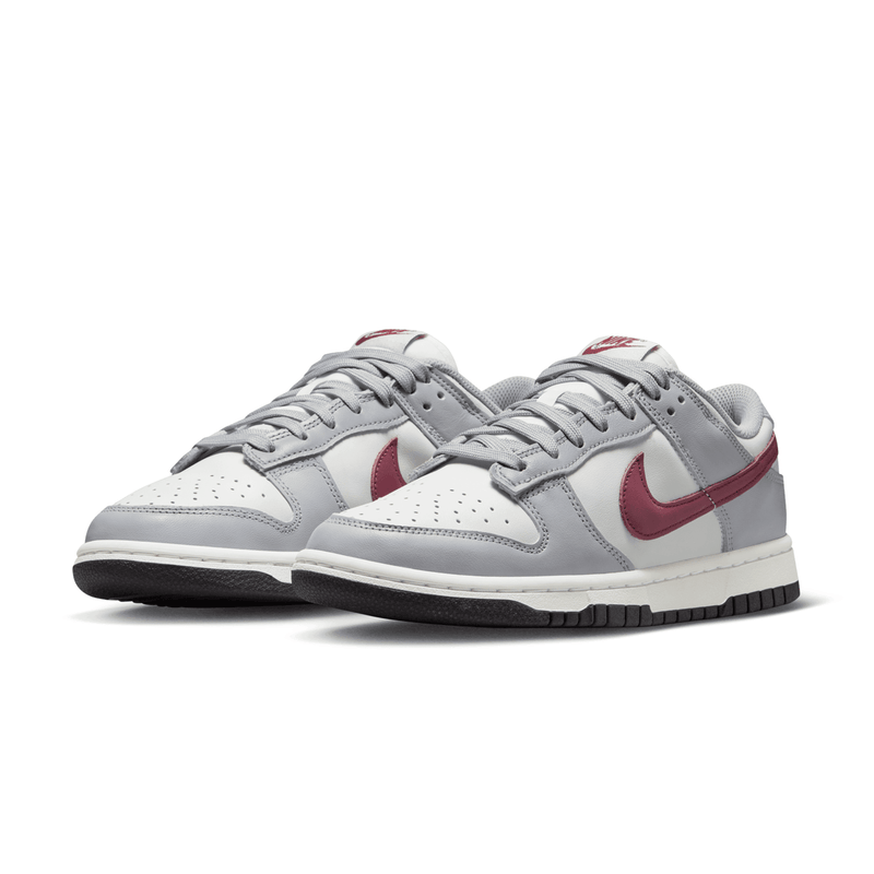 Nike Wmns Dunk Low 'Grey Team Red' – Limited Edt