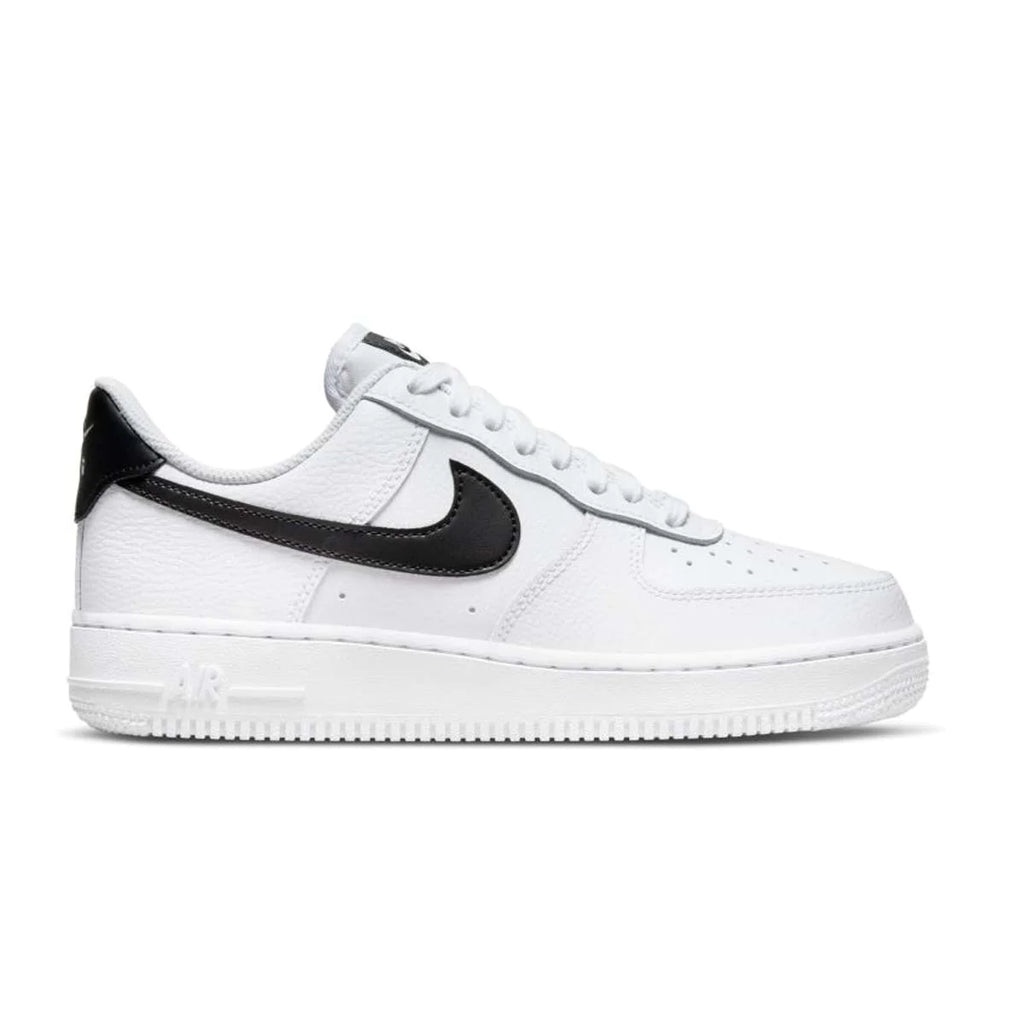 Air force 1s white 2025 and black