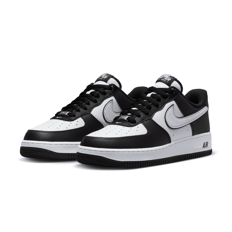 Nike air force 1 2025 black and white 07