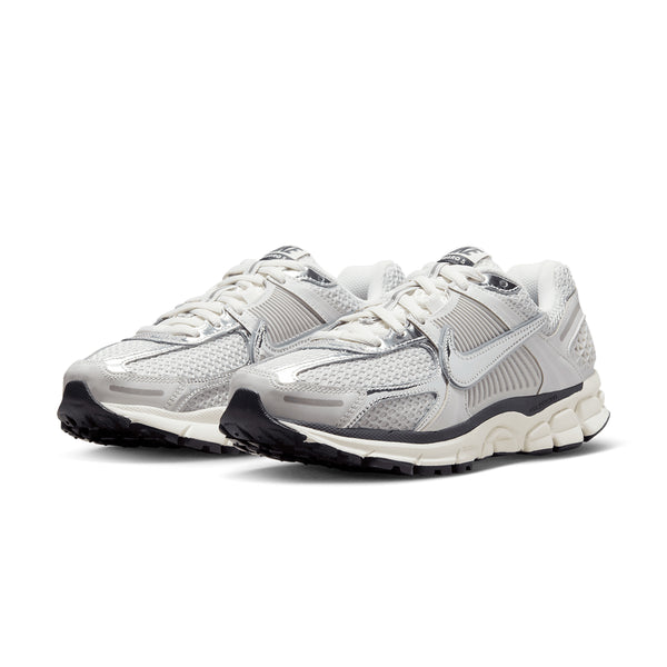 Wmns Zoom Vomero 5 'Photon Dust Metallic Silver'