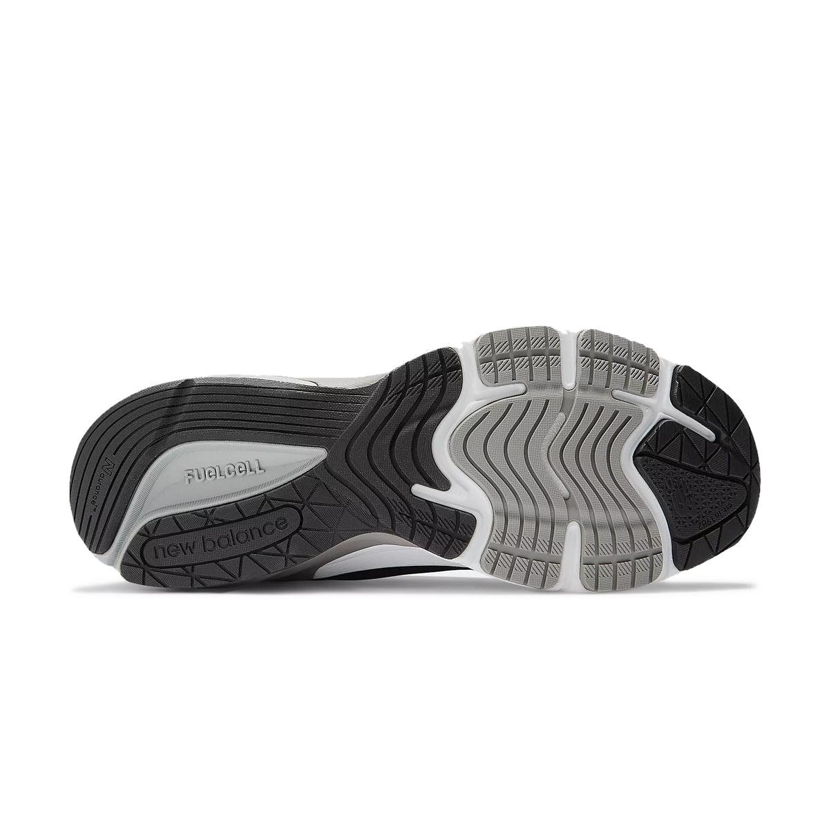 In USA 990v6 'Black White'