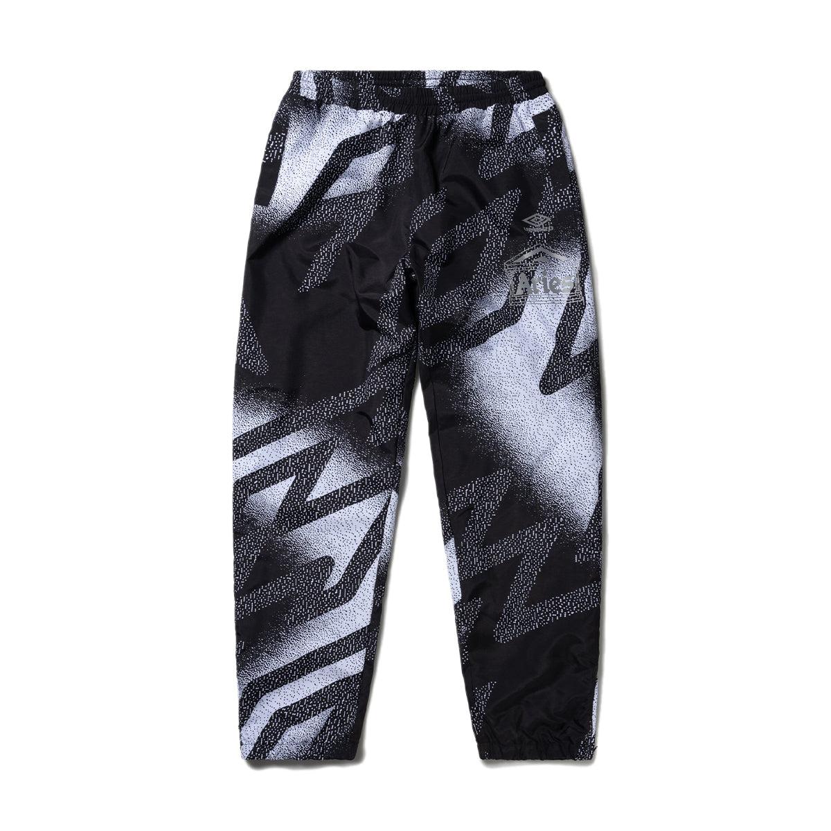 + Umbro Training Pants 'Black White'