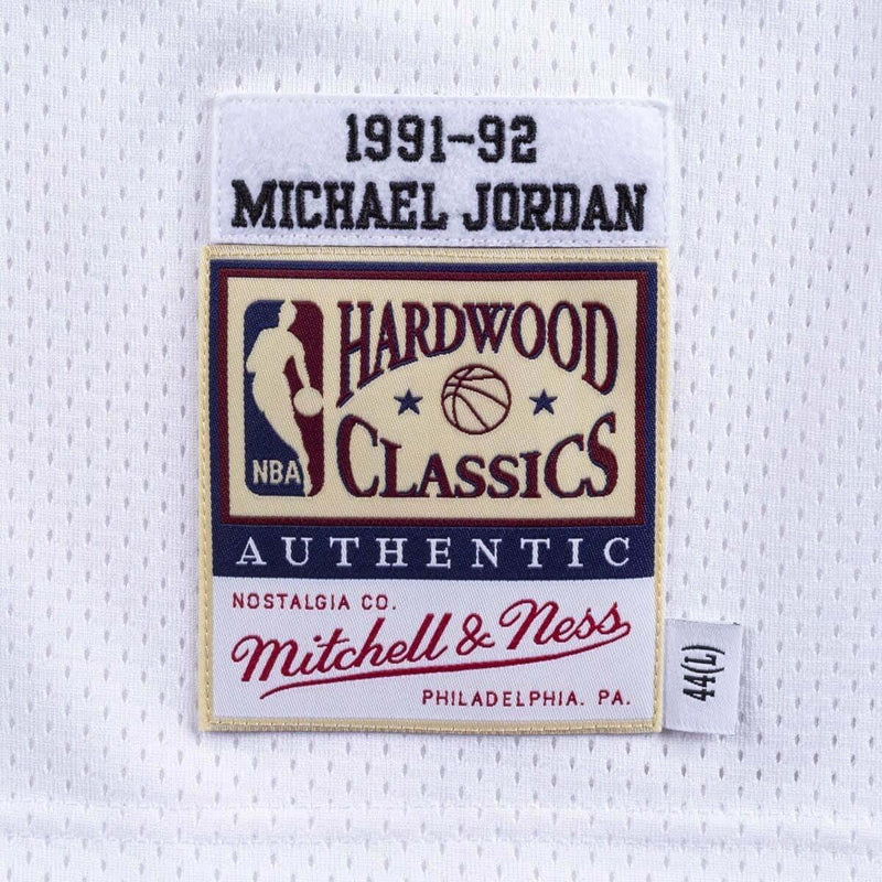 Men's Chicago Bulls Mitchell & Ness White Hardwood Classics 1991